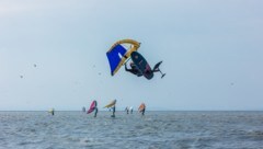 Am 25. April startet das abwechslungsreiche See-Opening auf dem Neusiedler See – spektakuläre Luftsprünge inbegriffen. (Bild: DaMike Piechura)