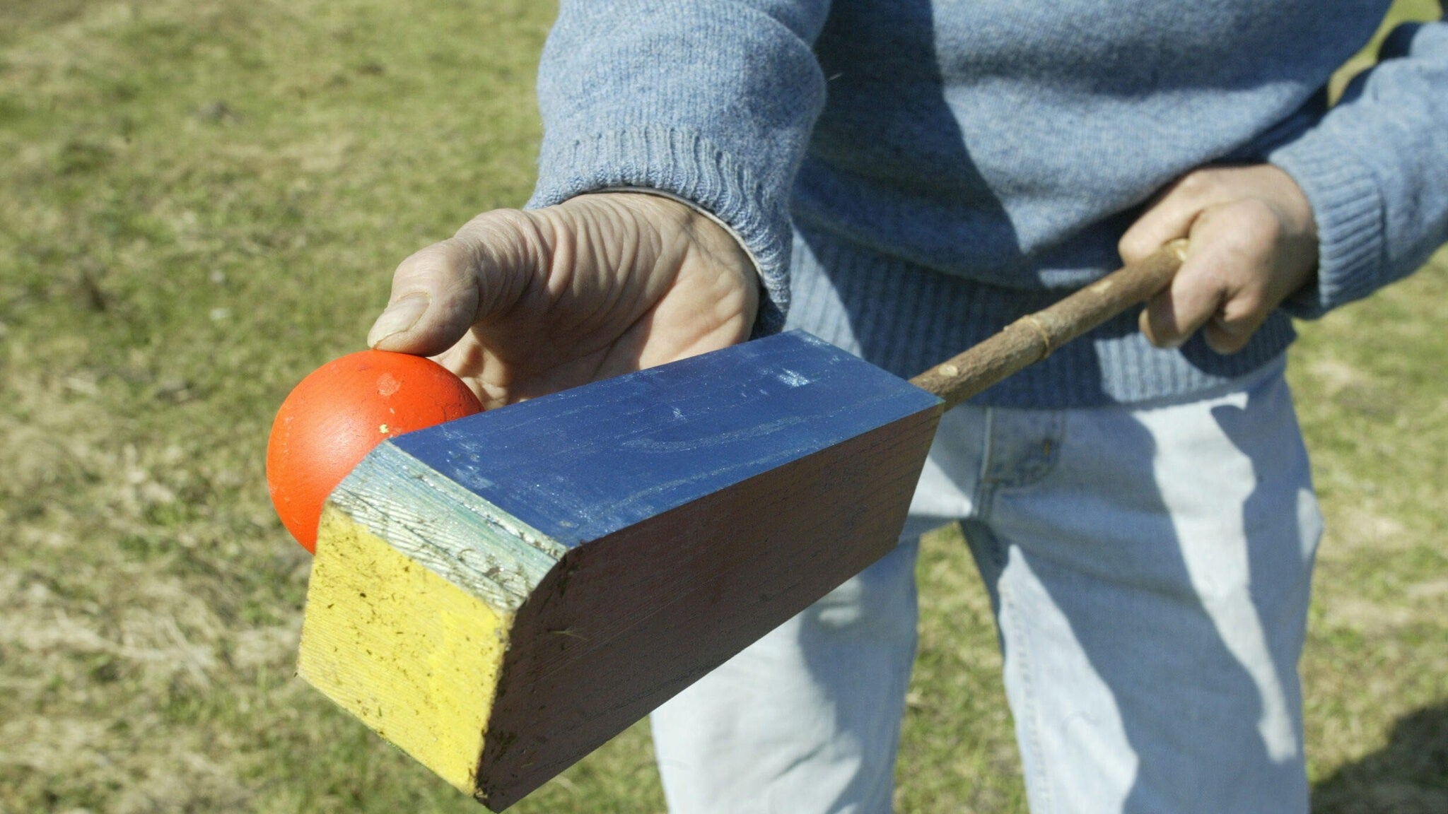 Kugel, Kolben und viel Vergnügen: Zum Kugelschlagen trifft man sich in Zweinitz.