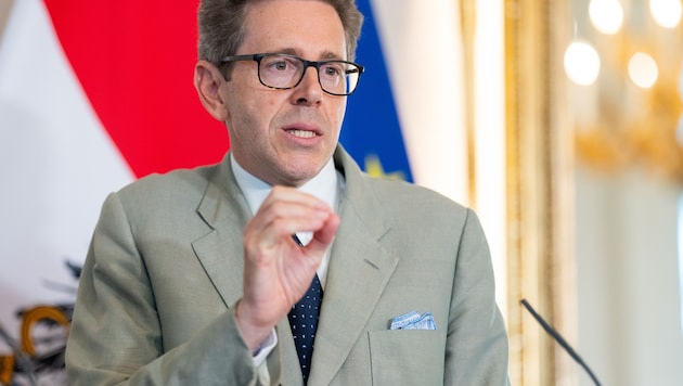 Seinen eigenen hohen Verdienst begründet Mahrer mit „viel Verantwortung“.