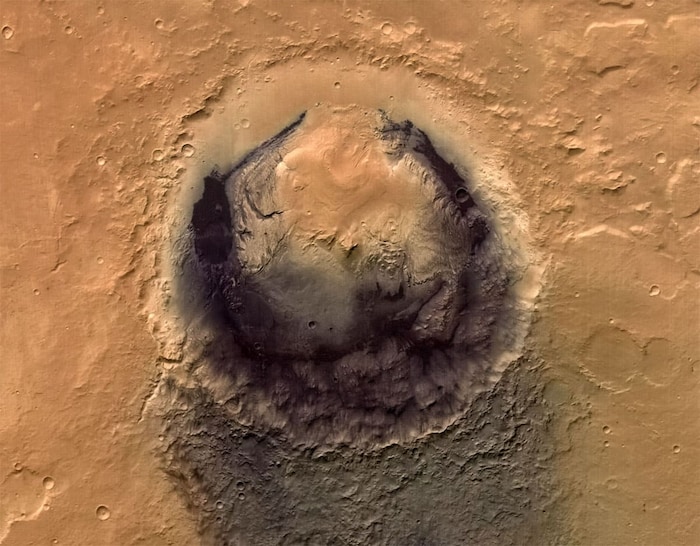 Der Gale-Krater auf einer Aufnahme der ESA-Sonde „Mars Express“