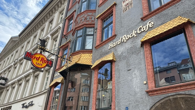 Das Hard Rock Cafe in der Innsbrucker Maria-Theresien-Straße. (Bild: Johanna Birbaumer)