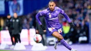 Stürmer Maurice Malone will gegen Salzburg wieder treffen. (Bild: APA/MAX SLOVENCIK / APA / picturedesk.com)