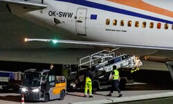 In Deutschland wird gegen mehrere Afghaninnen und Afghanen ermittelt, die erst am Mittwoch legal ...