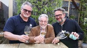 V.li.n.re: Alexander Rupp vom Lions Club Neusiedlersee, Adi Hirschal und Michael Höffken von ...
