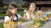 Das Duell der Eierschalen – in Tirol ein beliebter Brauch. 