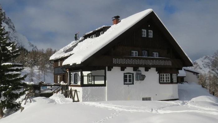 Die beliebte Schutzhütte soll künftig auch wieder Sommer und Winter geöffnet sein.