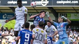 Viele heiße Szenen und zwei Tore, aber keinen Sieger hat es beim Duell von SCR Altach und TSV Hartberg gegeben … (Bild: GEPA)