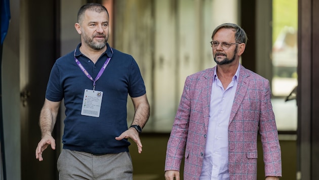 Vizepräsident Zjelko Karajica mit Neo-Hauptsponsor Helmut Kaltenegger. (Bild: GEPA)