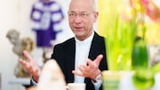 Dompfarrer Toni Faber im Interview mit der „Krone“ (Bild: Eva Manhart)