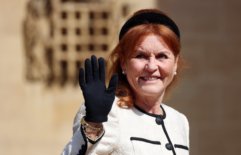 Sarah Ferguson zeigte sich gut gelaunt. (Bild: EPA/ANDY RAIN)