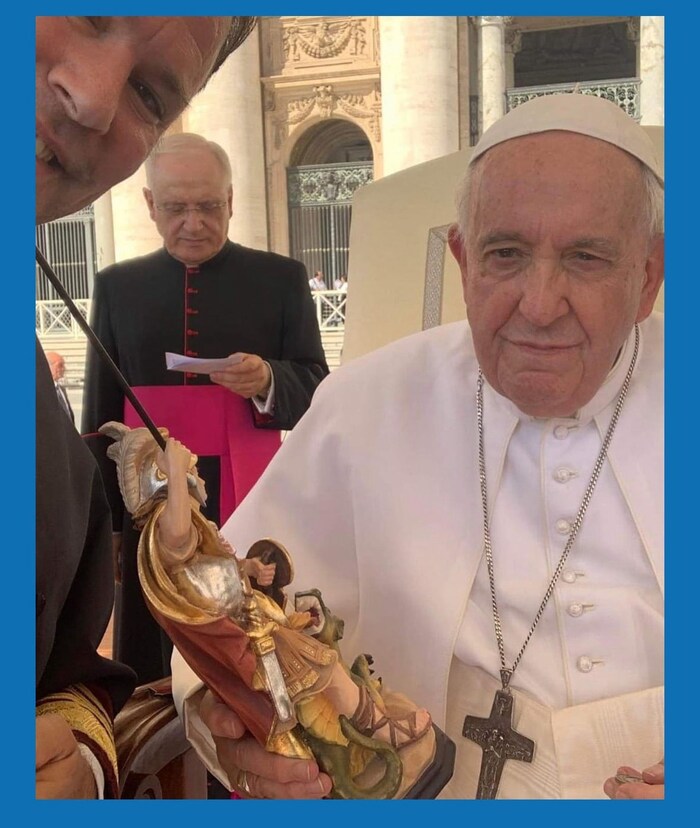 Das persönliche Highlight des Militärpfarrers: ein Selfie mit dem Heiligen Vater.