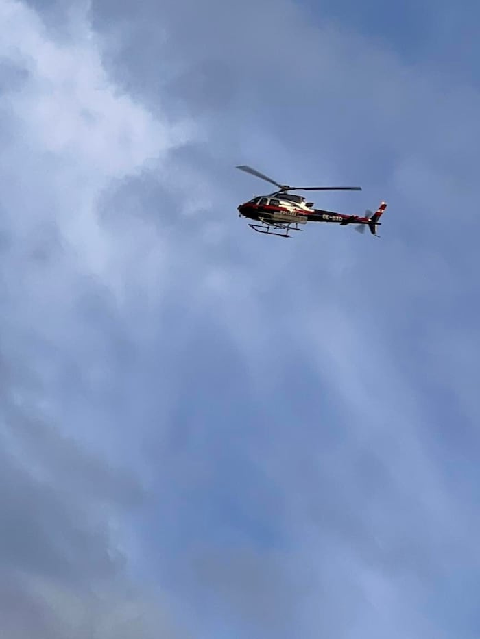 ... sogar ein Hubschrauber wurde eingesetzt ...