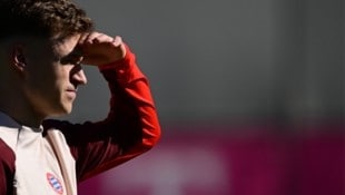 Noch hat der FC Bayern das Trikot für die kommende Saison geheim gehalten. (Bild: AFP/APA/Tobias Schwarz)