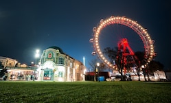 Mitten am Riesenradplatz sollen die Jugendlichen ihr Opfer brutal zusammengeschlagen haben ...