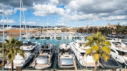 Eine Marina auf Mallorca (Symbolbild) (Bild: lupiphoto/stock.adobe.com)