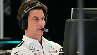 Unruhige Zeiten auch für Mercedes-Teamchef Toto Wolff. (Bild: AFP/APA/Giuseppe CACACE)