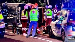 Rettungskräfte, Polizei und Feuerwehr waren im Einsatz. (Bild: Markus Tschepp)