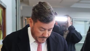 Der Immobilien-Jongleur wurde am Dienstag im Landl erneut der Haftrichterin vorgeführt. Benko bleibt vorerst hinter Gittern. (Bild: Birbaumer Christof)