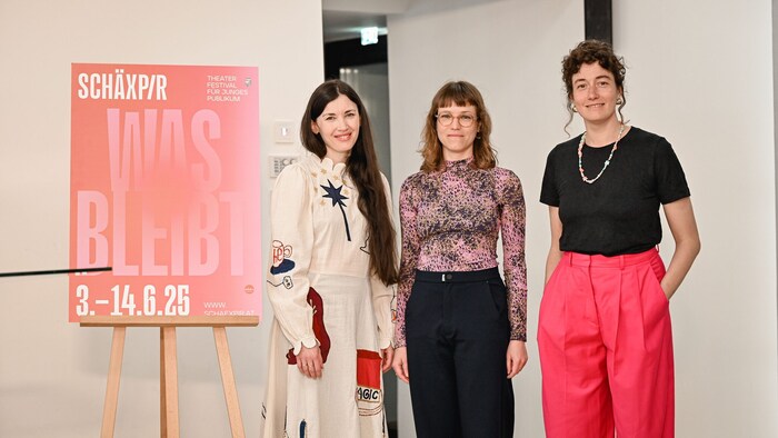 Die Schäxpir-Macherinnen: Julia Ransmayr (li.), Anja Lang und Sara Ostertag