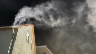 Anrainer bemerkten den Brand und schlugen Alarm. Es war Rettung in letzter Sekunde. 