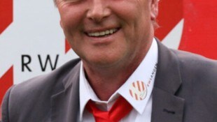 VFV-Vizepräsident Joachim Xander mit dem designierten VFV-Präsidenten Alfons Kirchmann (r.).