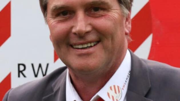 VFV-Vizepräsident Joachim Xander mit dem designierten VFV-Präsidenten Alfons Kirchmann (r.).