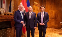 Bundeskanzler Christian Stocker unterstützt die Initiative von Stephan Pernkopf und Paul ...