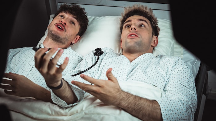 Einen ganzen Tag lang stand das Duo vor der Kamera.