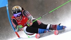 Bei den italienischen Meisterschaften im Fassatal verletzte sich Ski-Superstar Federica Brignone schwer. (Bild: AP/Elvis Piazzi)