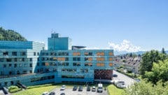 Der junge Mann wurde ins Bregenzer Krankenhaus gebracht.