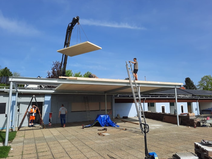 Die Kantine im Pittner Freibad bekommt einen neuen Pächter sowie ein neues Dach.