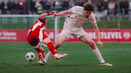 Für Tim Paumgartner (re.) ist das Final Four in der Schweiz besonders. (Bild: Andreas Schaad – FC Red Bull Salzburg)