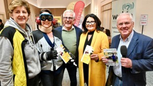 Ein Selbstversuch im Alterssimulationsanzug – beobachtet von Michael Ausserwinkler, Elisabeth ...