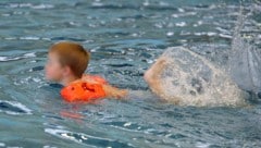 Auch für Schwimmkurse würde ein Bad dringend gebraucht. (Bild: Birbaumer Christof)