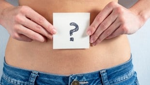 Was kann bloß dahinterstecken?, fragen sich viele Frauen. (Bild: Sergey - stock.adobe.com)