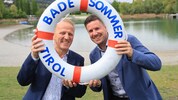Ex-Bäder-Obmann Mayerhofer mit seinem Nachfolger Kirchmair (re.)