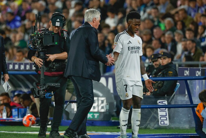 Noch steht Ancelotti bei Real Madrid unter Vertrag.