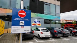 Die OpenDesk GmbH verwaltet die Parkplätze des Fitnessstudios und lässt die Zahlungsschreiben ausstellen. (Bild: Markus Tschepp)