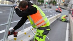 Am Donnerstagabend wurde mit dem Rückbau begonnen (Bild: Kerschbaummayr Werner)