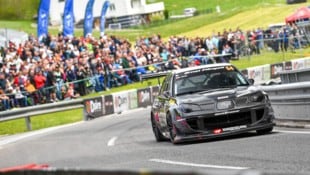 Kerstin Taus will schnellste Renn-Dame werden (Bild: Rechbergrennen/Hillclimbfans)