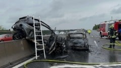 Insgesamt waren fünf Fahrzeuge involviert. (Bild: DOKU NÖ)
