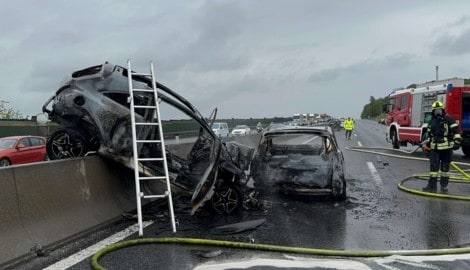 Insgesamt waren fünf Fahrzeuge involviert. (Bild: DOKU NÖ)