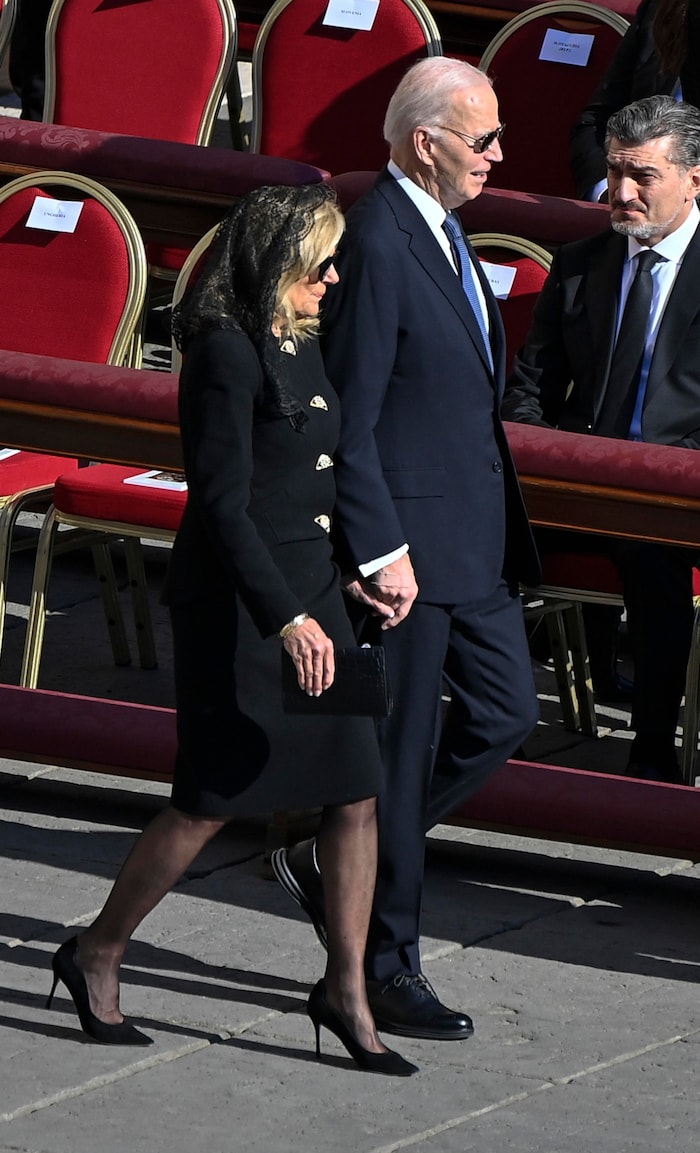 Jill und Joe Biden bei ihrer Ankunft