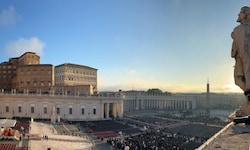 Der Petersplatz in Rom