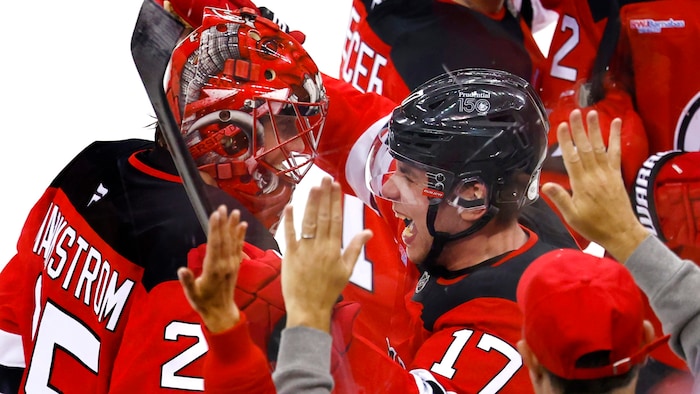 Die Devils zitterten sich zum Sieg gegen Carolina.
