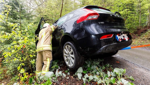 Das Unfallauto nach dem Crash.  (Bild: Bernd Hofmeister)