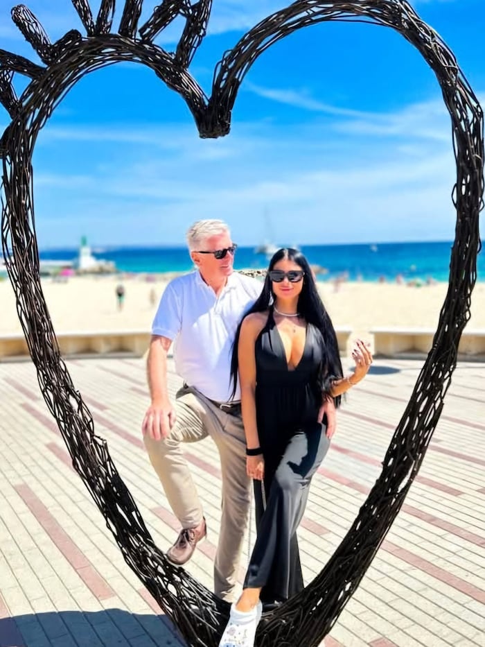 Freundin Bettina sagte auf Mallorca ja.