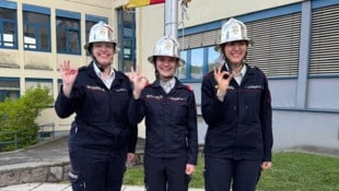 Alexandra Hauser, Sonja Talasz und Kristina Kopper freuen sich, dass sie 39 Mitbewerber hinter sich lassen konnten. (Bild: BLFV)