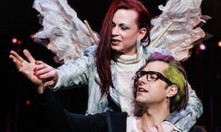 Drag-Queen und ihr Lover: Lukas Sandmann als Angel und Christian Fröhlich als Tom