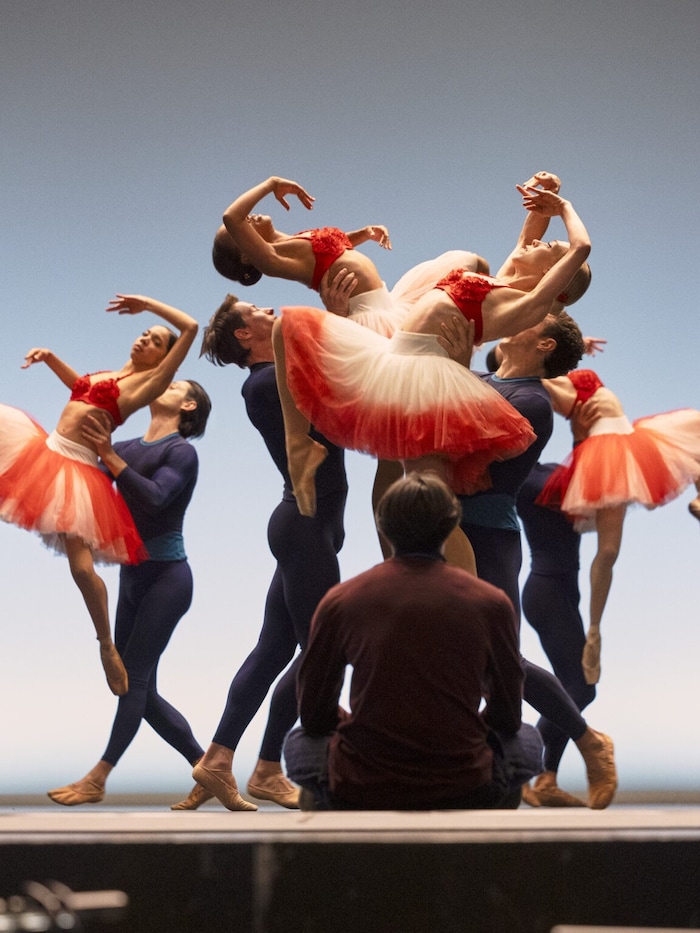 Viele beeindruckende Ballett-Sequenzen sind in der Serie zu sehen.